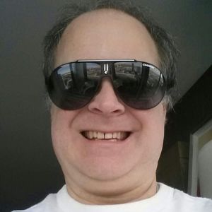 Meet your Posher, Todd